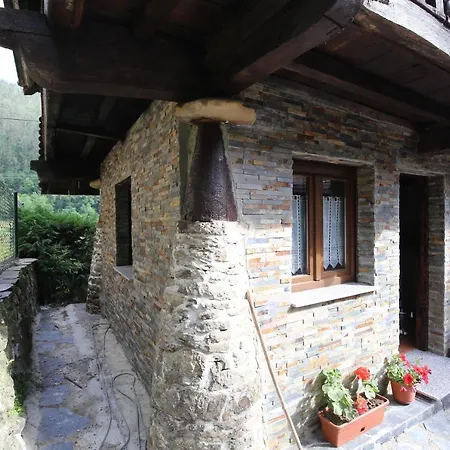 Casa Rural Madreselva 2 Navelgas Exterior foto